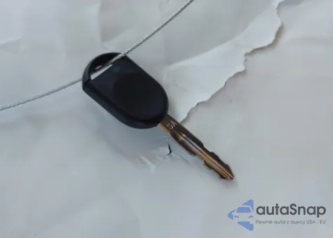 2011 Ford Escape Xlt from USA, damaged, VIN 1FMCU0D74BKA87669